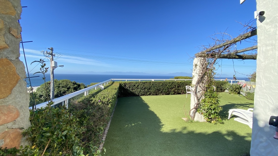 3 Bedroom Property for Sale in Murdock Valley Western Cape